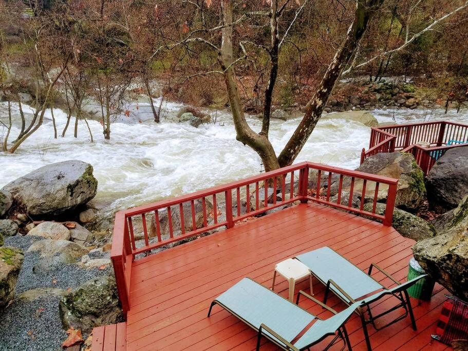 فيلا River Retreat Cabin In Three Rivers - Near Snp المظهر الخارجي الصورة